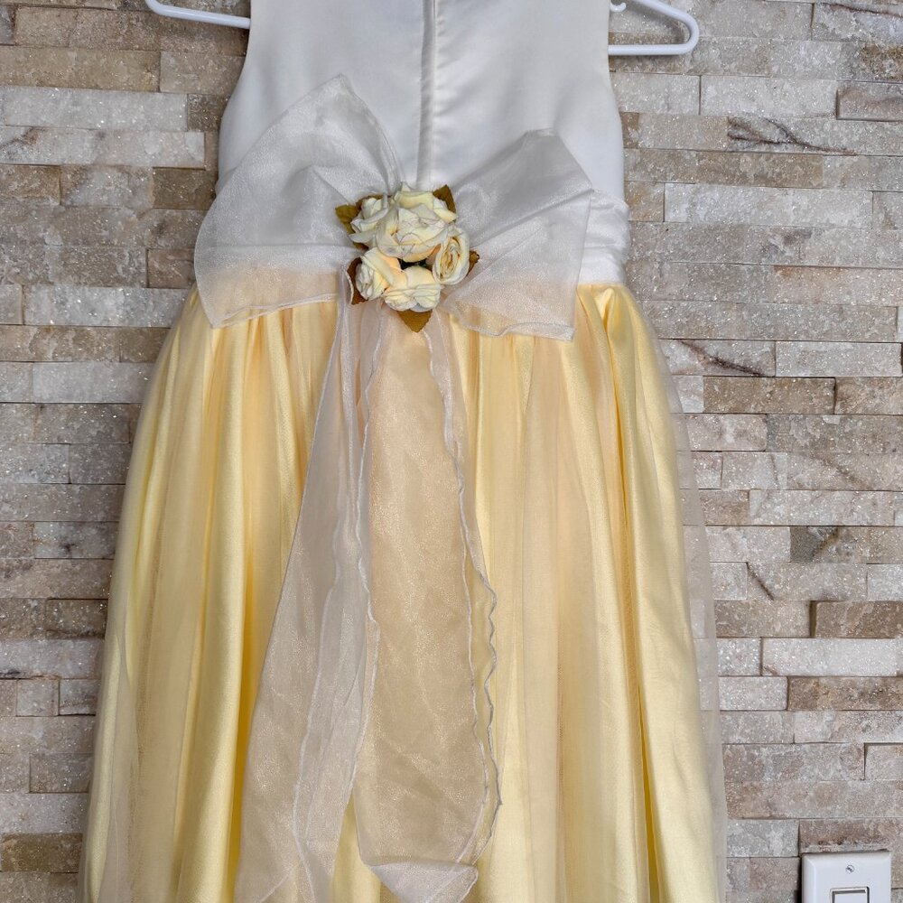 Flower girl/First Communion dress, size 5 - Picture 4 of 5
